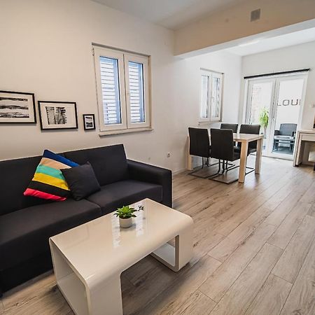 Downtown Park Apartments With Balcony Vodice Exteriör bild