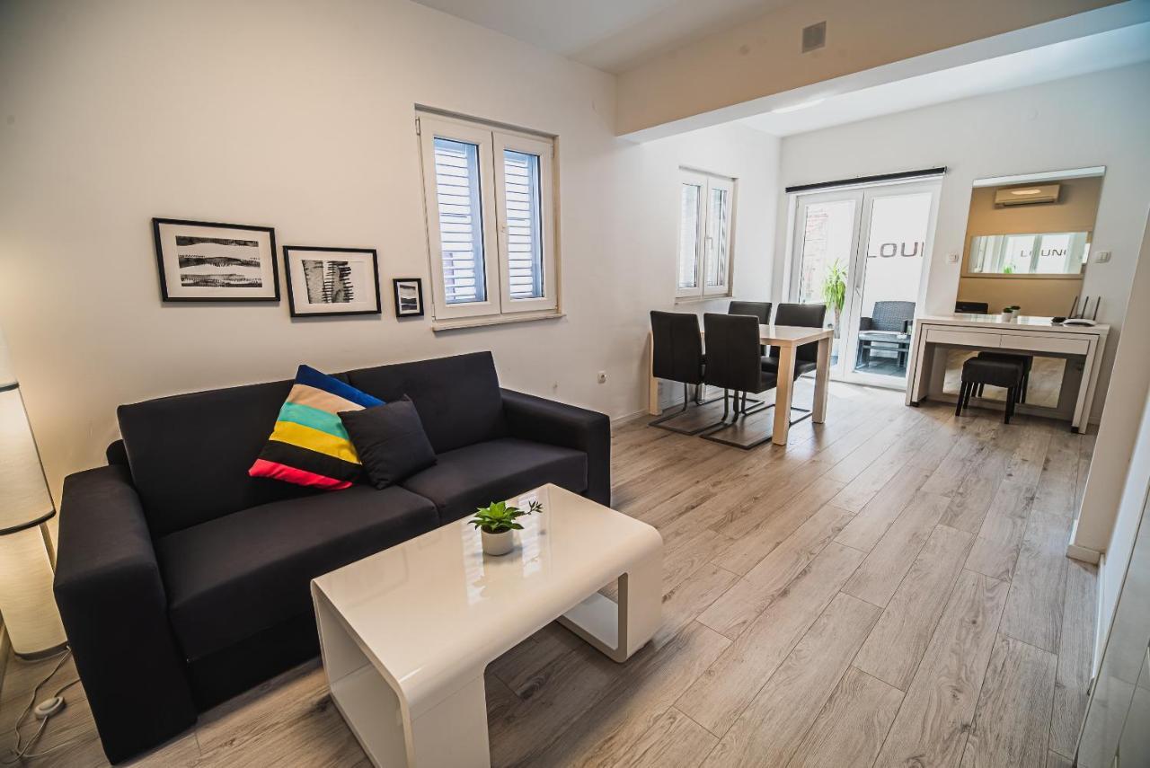 Downtown Park Apartments With Balcony Vodice Exteriör bild